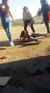 Lise Öğrencilerinin Dehşete Düşüren Kavgası