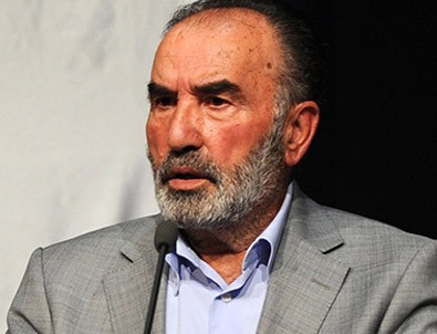 Sigaradan sonra makyaja ve sakıza da karıştı!