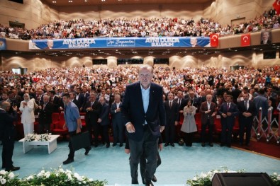 Cumhurbaşkanı Recep Tayyip Erdoğan'dan Şehitlikteki Görüntülere İlişkin Açıklama