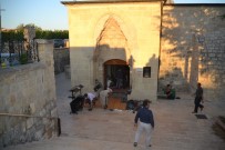 BAYRAM NAMAZI - Malatya'da Bayram Namazında Camiler Doldu Taştı