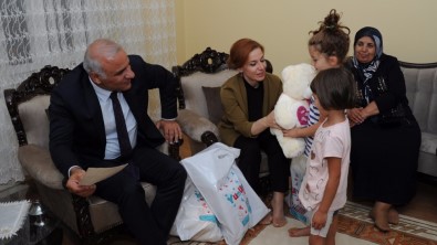 Vali Zorluoğlu Ve Eşi, Arife Günü Çeşitli Ziyaretler Gerçekleştirdi