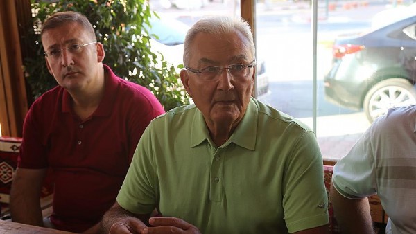 Deniz Baykal'dan sıla-i rahim çağrısı