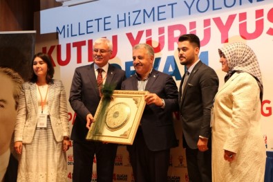 Bakan Ahmet Arslan AK Parti Olağan Kongresine Katıldı