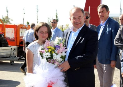 Başbakan Yardımcısı Akdağ, Erzurum AFAD'ta İncelemelerde Bulundu