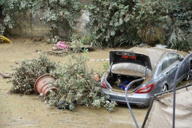 İtalya'da sel felaketi: 6 ölü