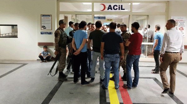 Oğlunu kaçırmak isteyen teröristlerce öldürüldü