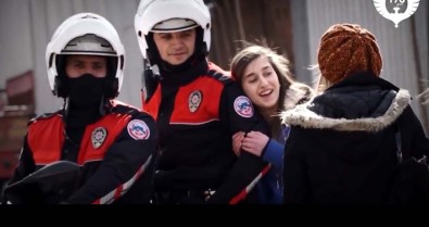 Bursa Polisinden 'Kurtuluş' Videosu