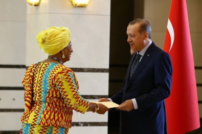 Cumhurbaşkanı Erdoğan, Gana Büyükelçisi Mancell-Egala'yı Kabul Etti