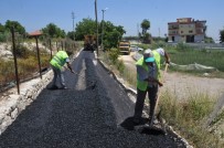 MÜKERREM TOLLU - Erdemli'de Asfaltlama Çalışmaları Sürüyor