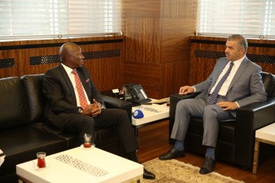 Güney Afrika Büyükelçisi, Başkan Çelik'i Ziyaret Etti