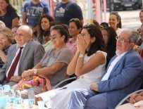 BERGÜZAR KOREL - Hayranları Bergüzar Korel’i duygulandırdı