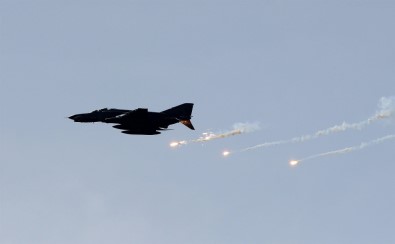 Zap'a Hava Harekatı Açıklaması 4 Terörist Öldürüldü