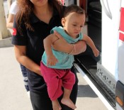 ATIK KAĞIT - Camide 7 Aylık Bebek Bulundu