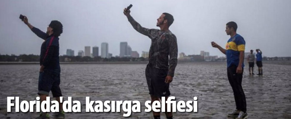 Florida'da kasırga selfiesi