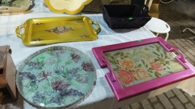 Burhaniye'de Karı Kocanın Eserleri İlgi Gördü