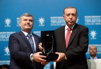 TAHIR AKYÜREK - Cumhurbaşkanı Erdoğan'dan Konya Büyükşehir'e Ödül