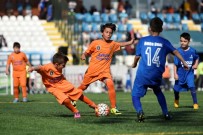 METİN OKTAY - İBB Futbol Akademi'de Yeni Sezon Başlıyor