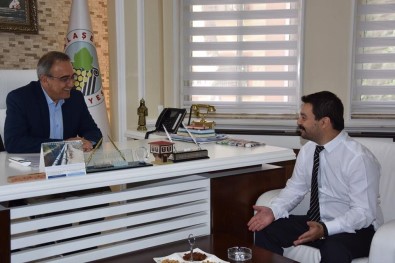 MHP'li Öztürk, Alaşehir'de Başkan Karaçoban'la Buluştu