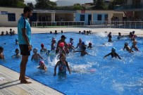 KUNG FU - Yunusemre'de Yaz Spor Okulları Büyük İlgi Gördü