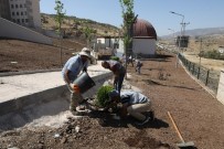 Büyükşehir Belediyesi, Çermik'te Okul Bahçesini Düzenledi
