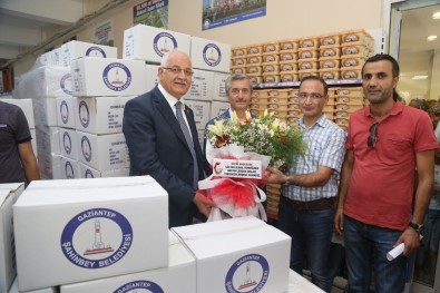 Gaziantep'te 9 Bin 350 Koli Glutensiz Gıda Paketi Dağıtıldı