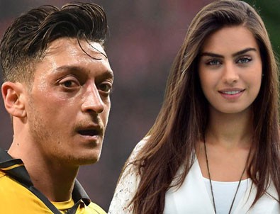 Mesut Özil'in sevgilisi oyuncu Amine Gülşe'den müjdeli haber