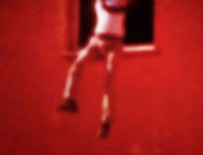 Sevgilisinin oğlu gelince 3. kattan atladı