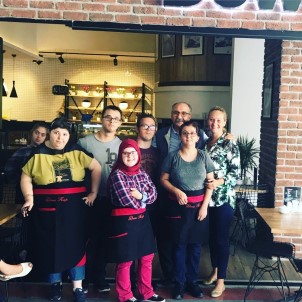 Yalvaç Ural Down Kafe'yi Ziyaret Etti
