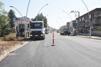 RASIM BETIR - Düzce'de Hem Asfalt Hem Kaldırım Yapılıyor