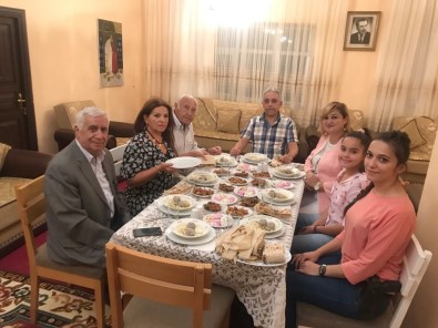 Vali Toprak'tan Erdoğan Ailesine Ziyaret
