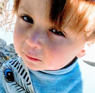 Balkondan Düşen 3 Yaşındaki Çocuk Hayatını Kaybetti