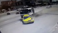 Kamyonet Taksiyi Biçti Açıklaması 5 Ölü