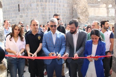 Cizre'de Resim Sergisi Açıldı