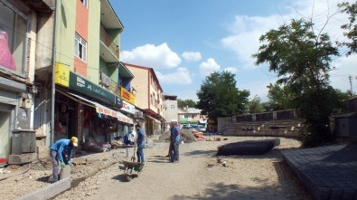 Malazgirt'te 15 Temmuz Parkı Yenileniyor