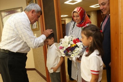 Başkan Karaosmanoğlu Açıklaması 'Çocuklarımız Cennet Vatanımızın Geleceğidir''