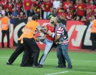 ERKAN ZENGİN - Eskişehir'de Olaylı Maç