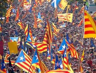 İspanya hükümeti Katalonya'nın tüm mali kaynaklarına el koydu