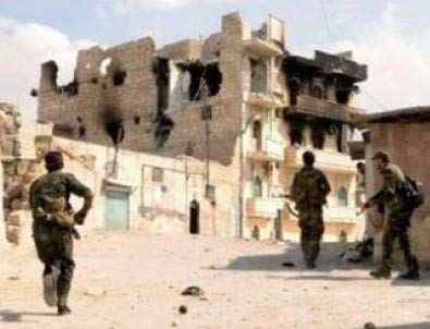 Rusya Deyrizor'u bombaladı