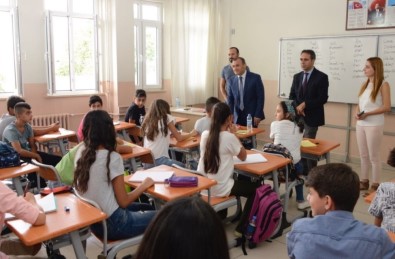 Tunceli'de 8 Bin 869 Öğrenci Ders Başı Yaptı