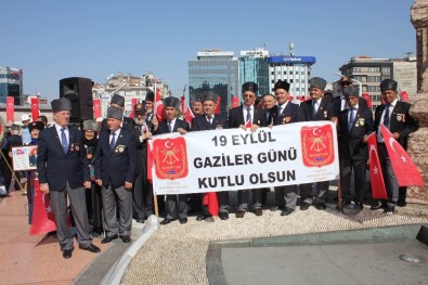 19 Eylül Gaziler Günü Taksim'de Kutlandı