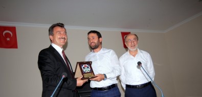 Ezan Okuma Yarışması Birincisi Yenişehir'den