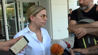 Yakınları Ve Dostları Hastaneye Akın Etti