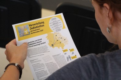 Almanya'da Halka İyot Hapları Dağıtılıyor