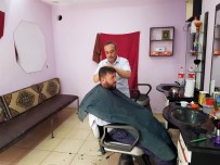 Esed'in Zulmünden Kaçan Yüzbaşı, Berberlik Yapıyor