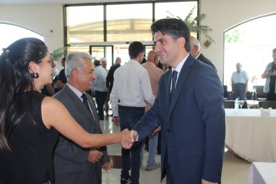 İskenderun'da Halk İle Protokol Bayramlaştı