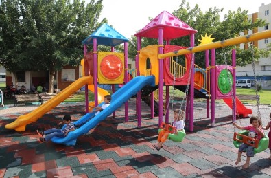 Haliliye'de Parklar Çocuklar İçin Dizayn Ediliyor