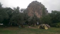 TUNÇ FINDIK - İznik'te Kaya Tırmanış Rotaları Açıldı