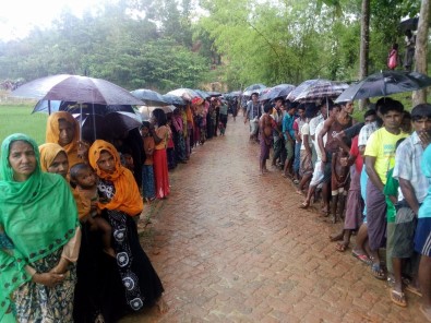 Arakanlı Müslümanlar Bangladeş'te De Zorda