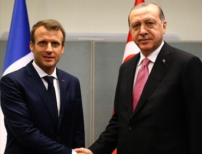 Cumhurbaşkanlığı hesabından Macron'a ince mesaj