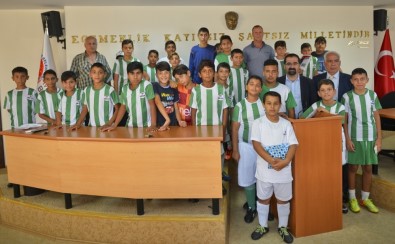 Edirneli Çocuklardan Maltepe Belediyesi'ne Ziyaret